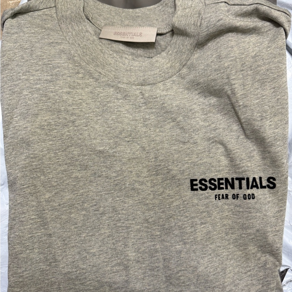 Essentials Fear of God Gray T-Shirt